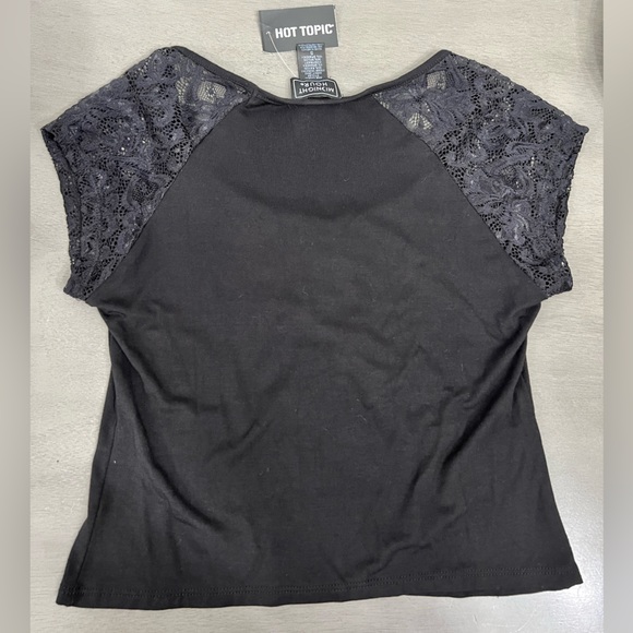 Hot Topic NWT lace-up crop top - Picture 4 of 6